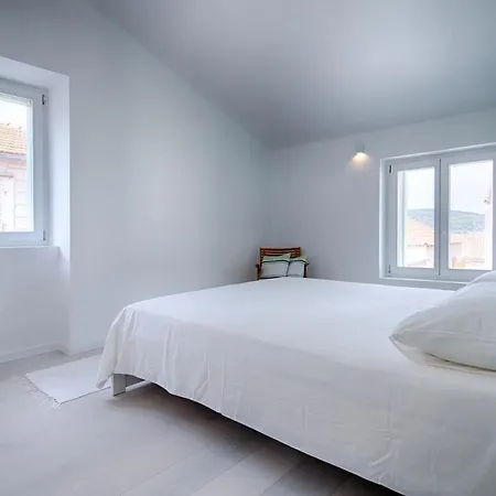 Zoia's Kut House Vikendica *