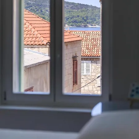 Zoia's Kut House Сasa de vacaciones